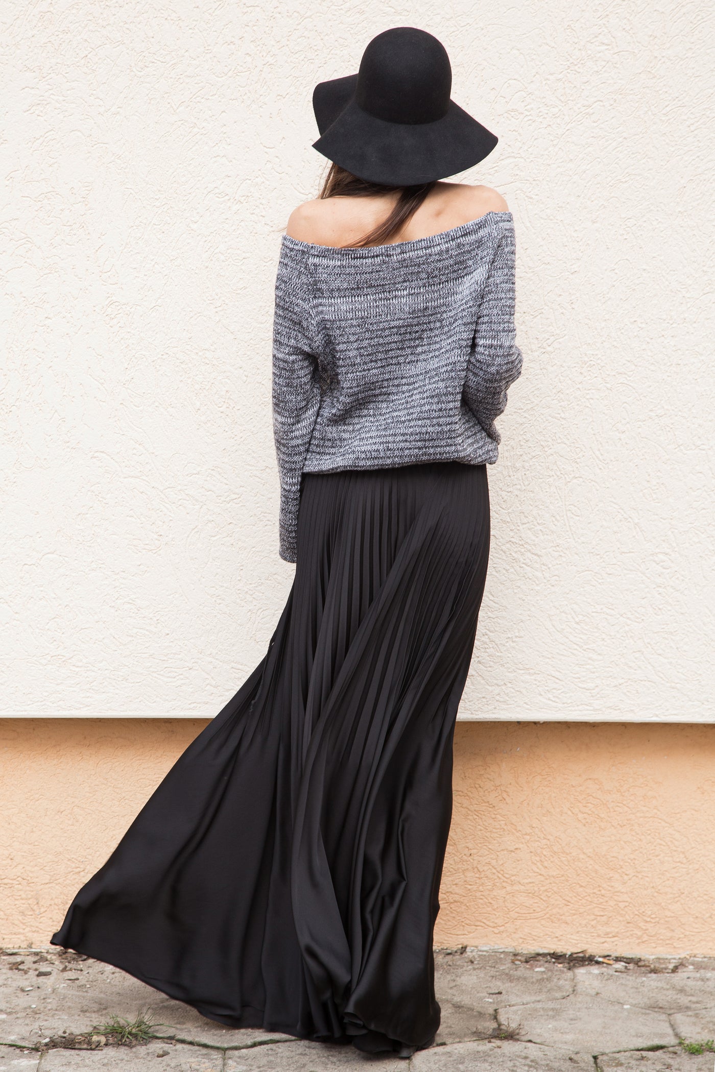 Open shoulder grey melange asymmetrical knit sweater F1553