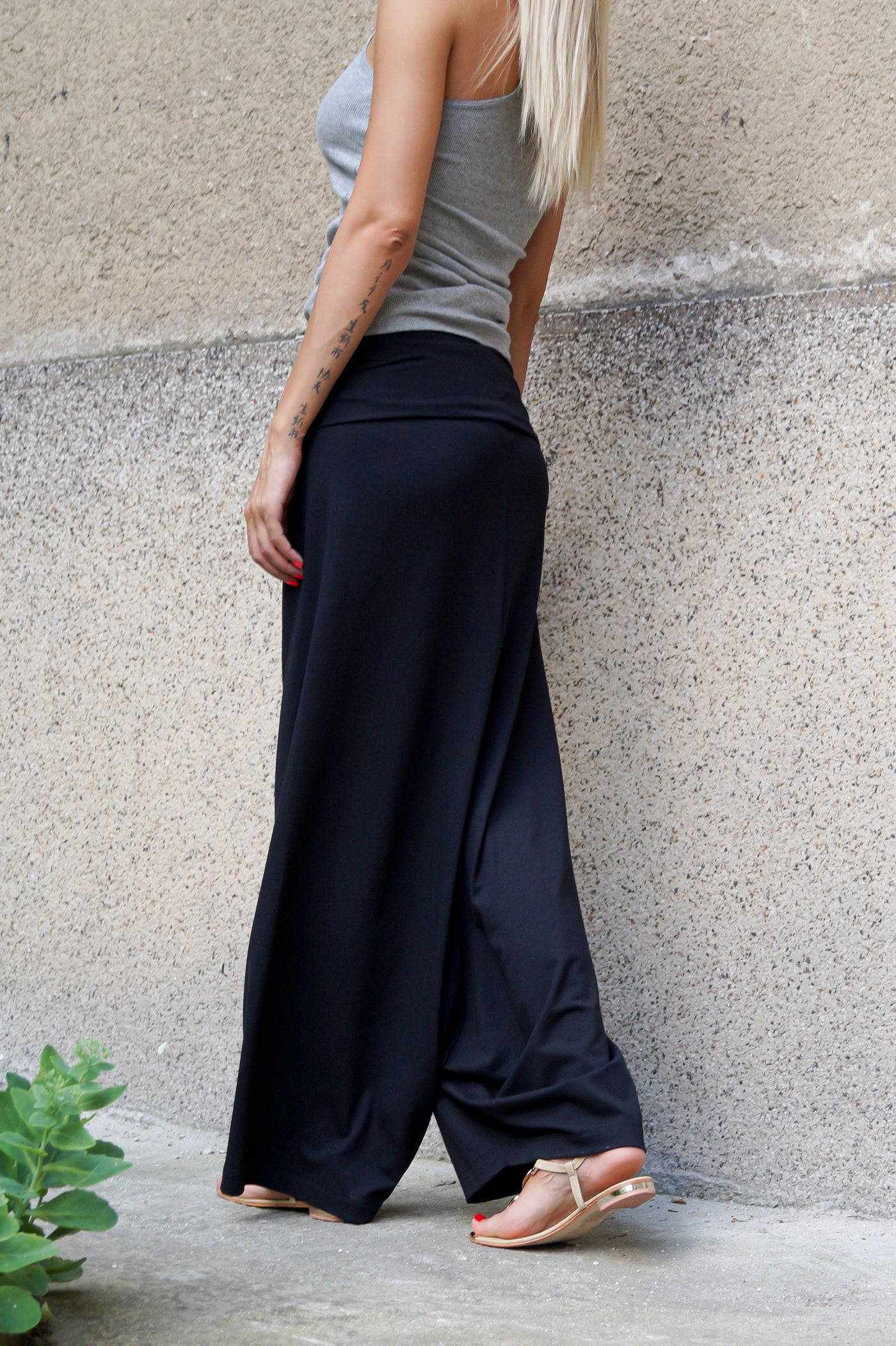 Black loose skirt pants F1482