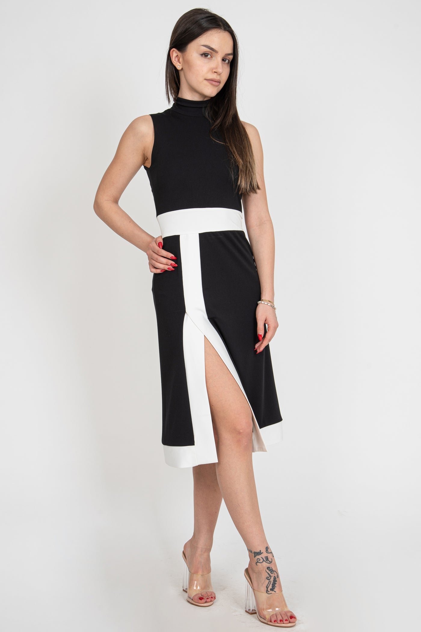 Black midi sleeveless dress F2395