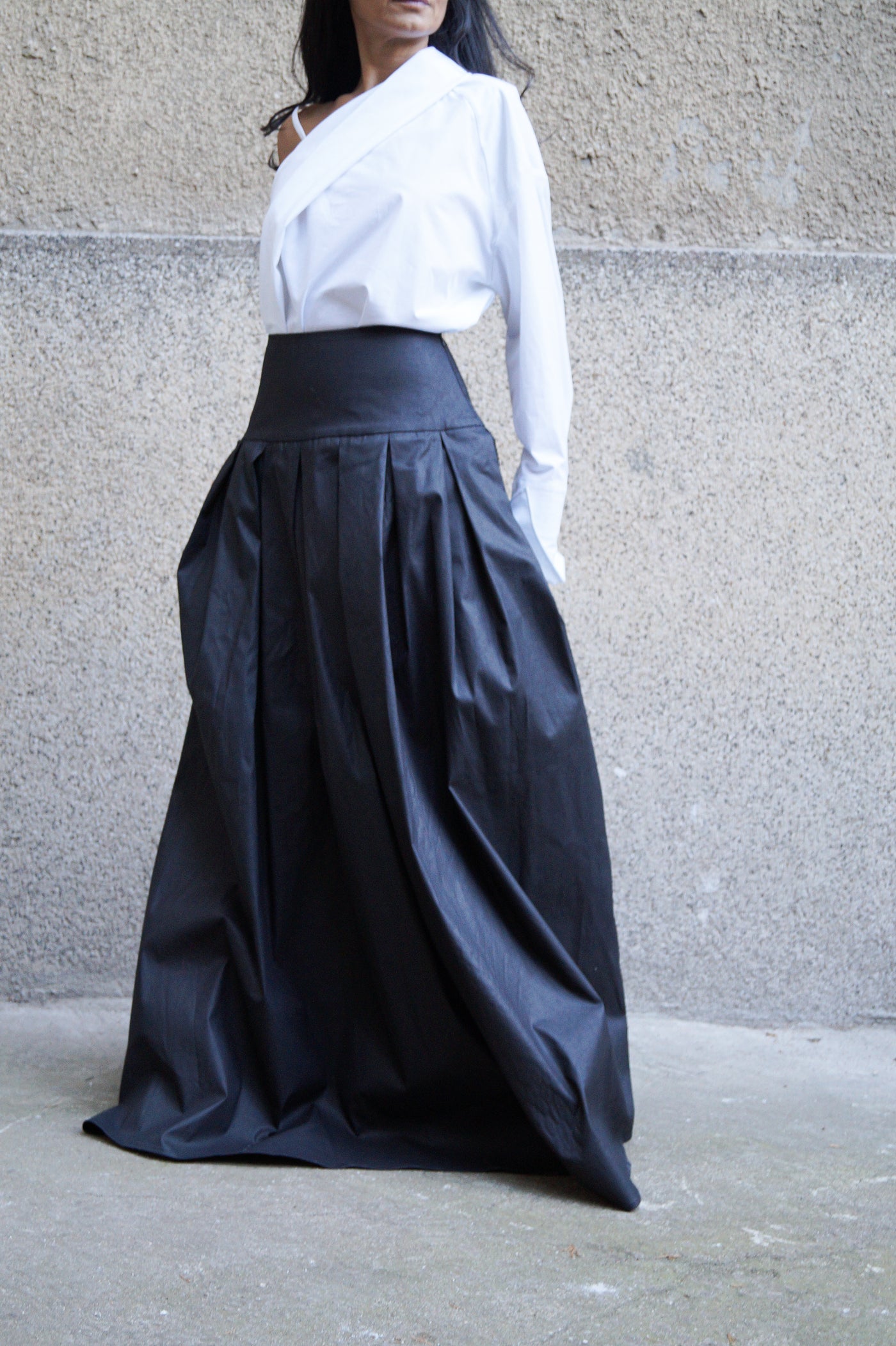 Long low waist skirt F1643