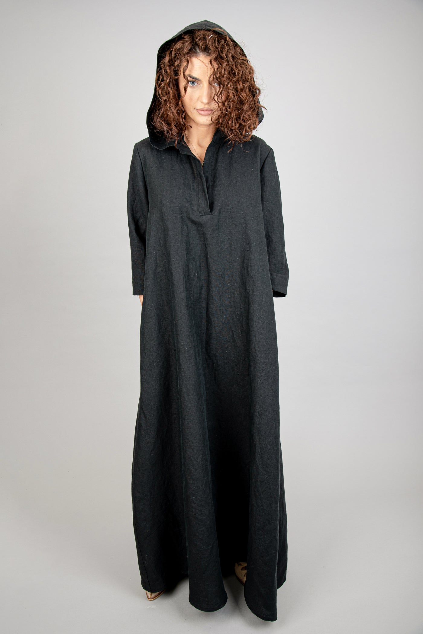 Hooded linen maxi dress F2251