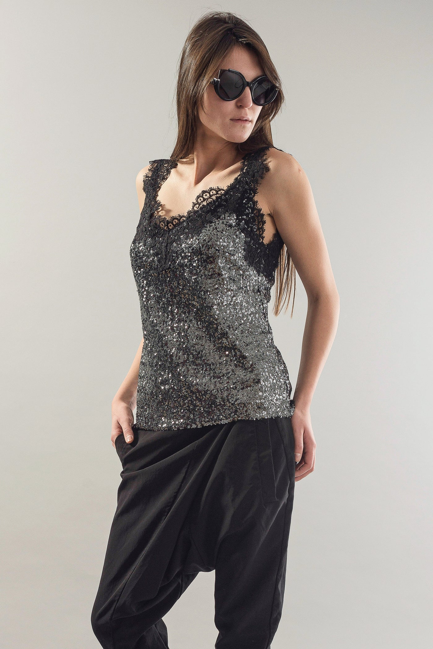 Embroidered lace top F1843