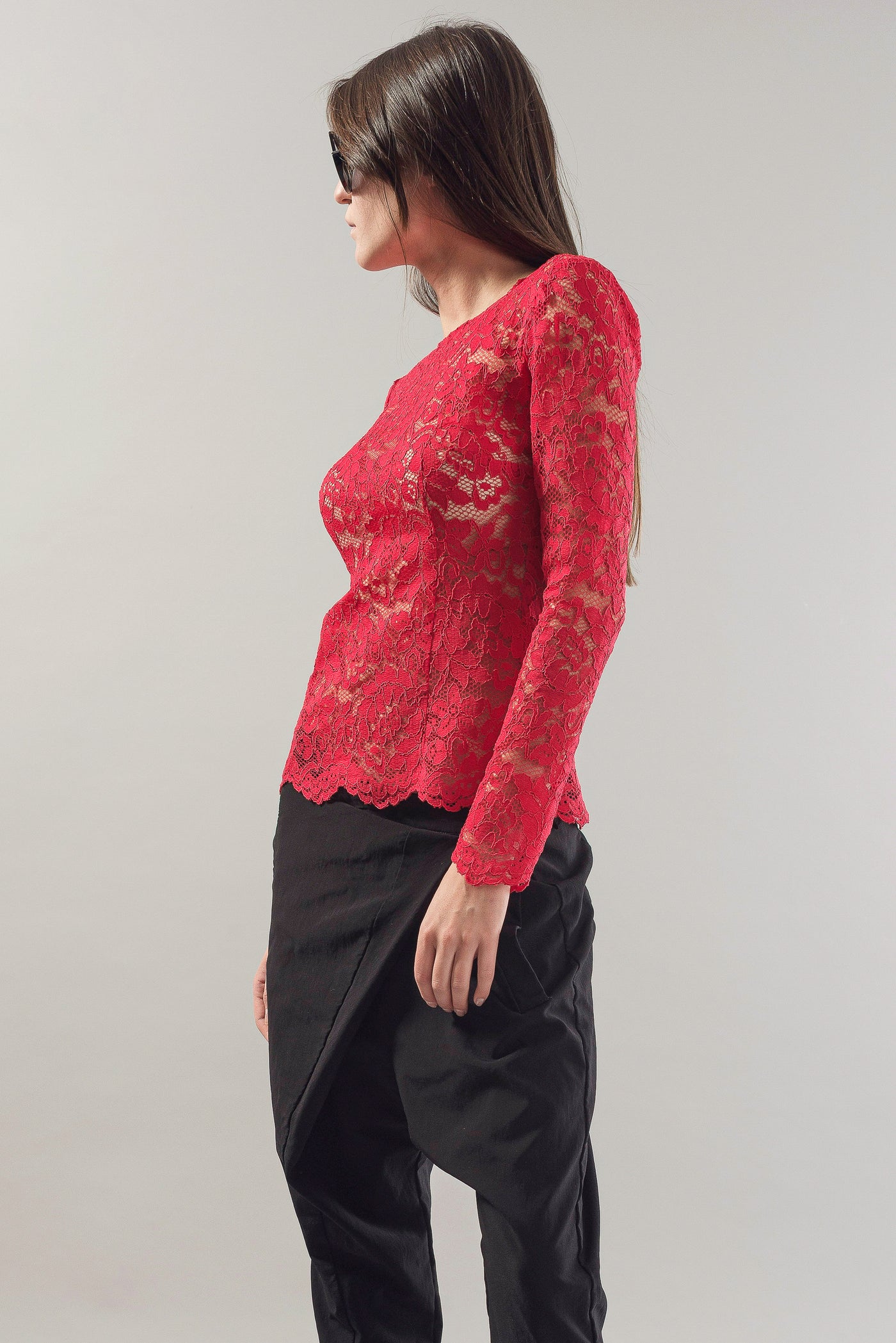 Red lace blouse F1781
