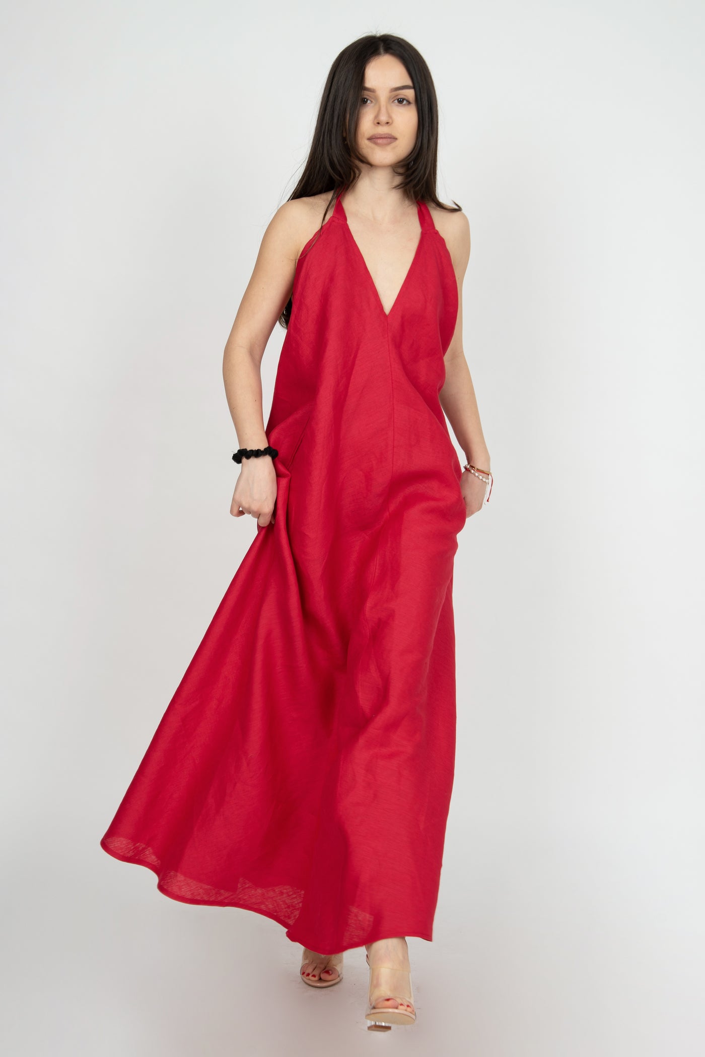 Red linen dress with open back F2377