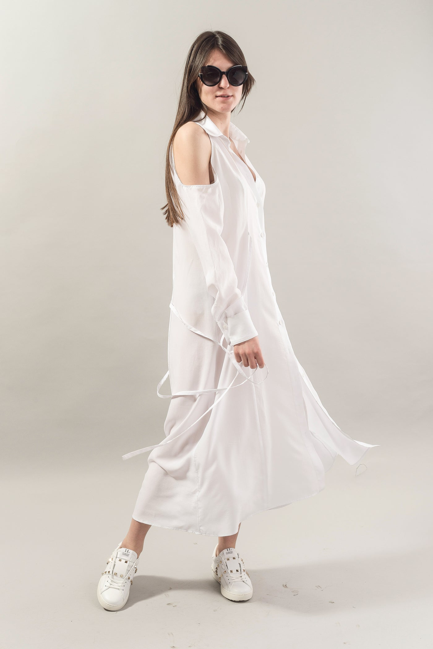 Oversized white dress F1804