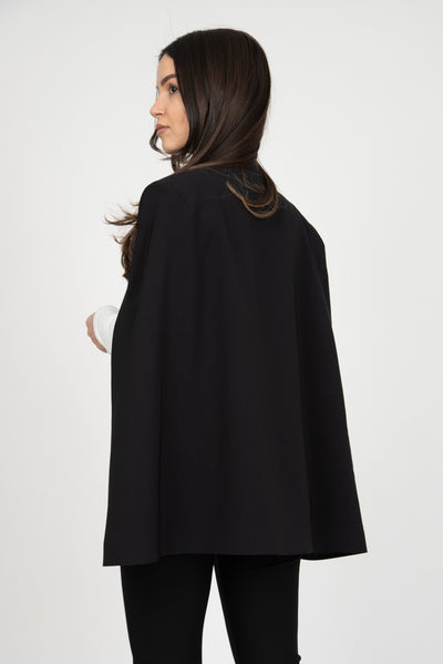 Black cape coat F2378