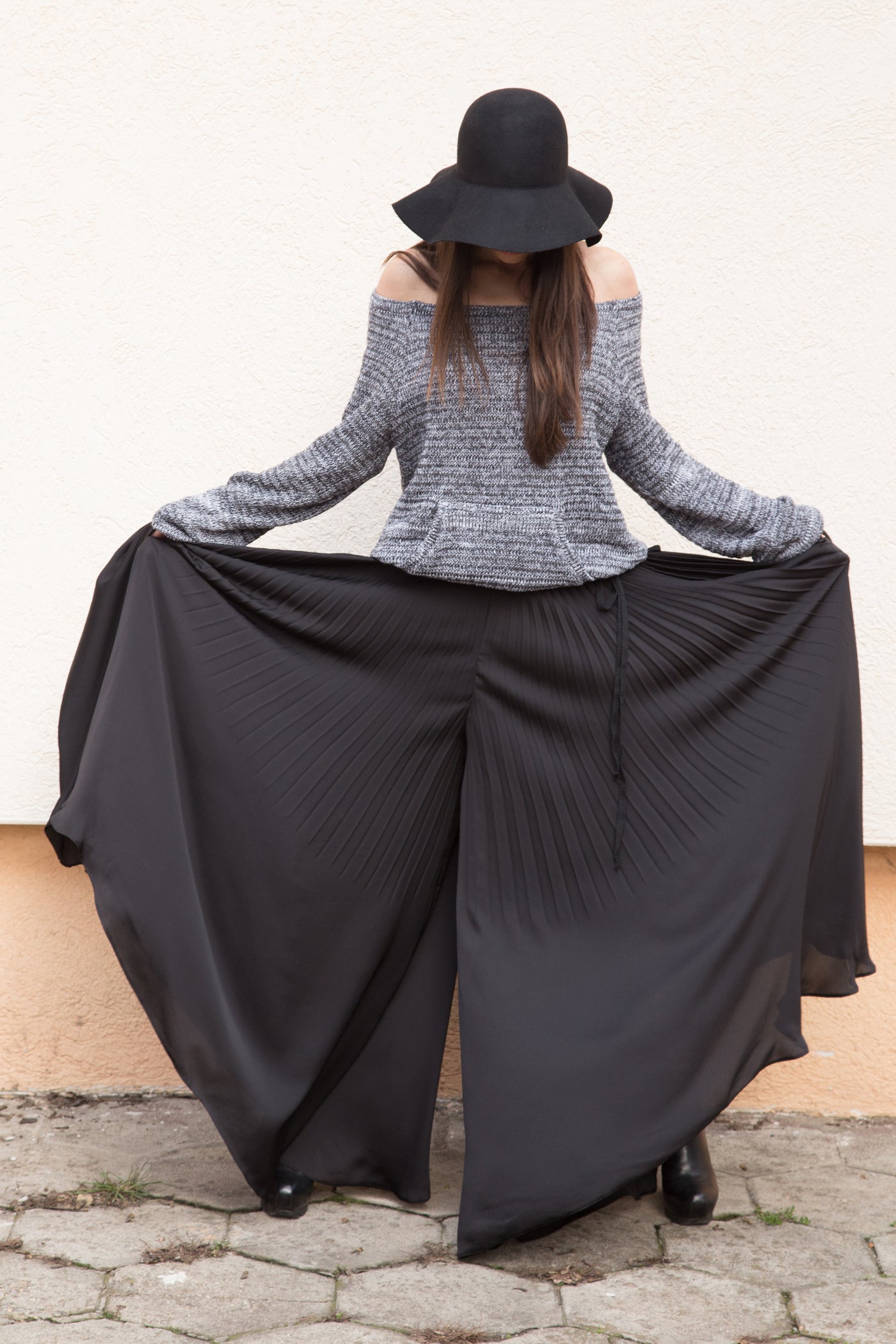 Black Soleil Skirt Pants F1546