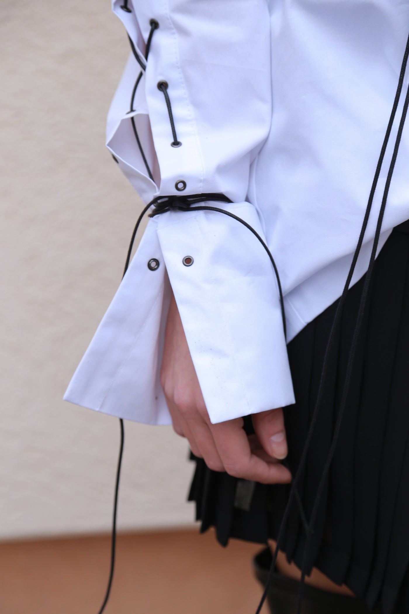 Oversized white blouse with ties F1551