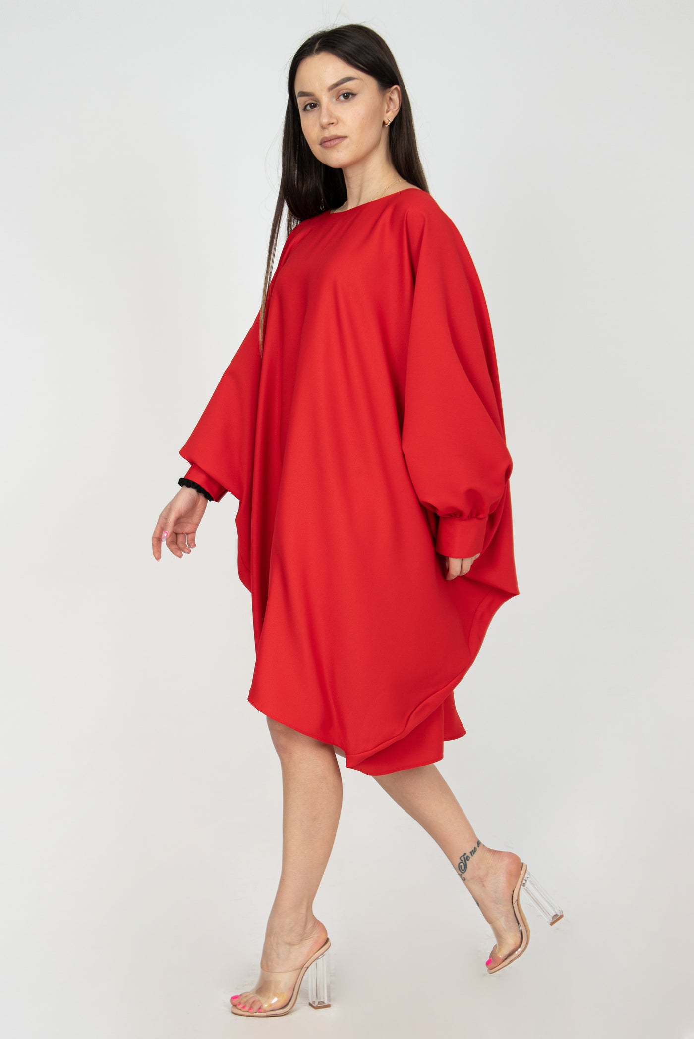 Red oversized draped dress F2366