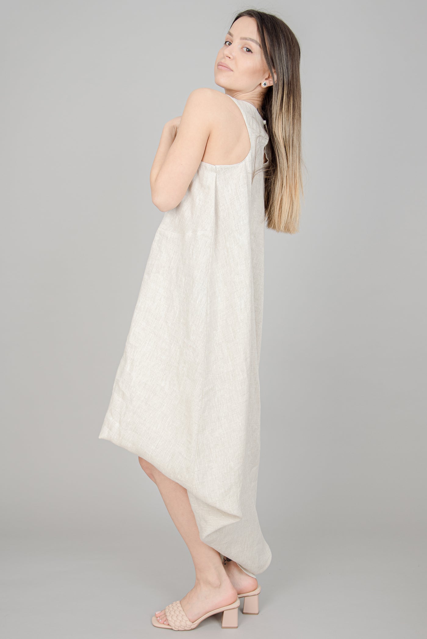Linen convertible sleeveless dress F1393