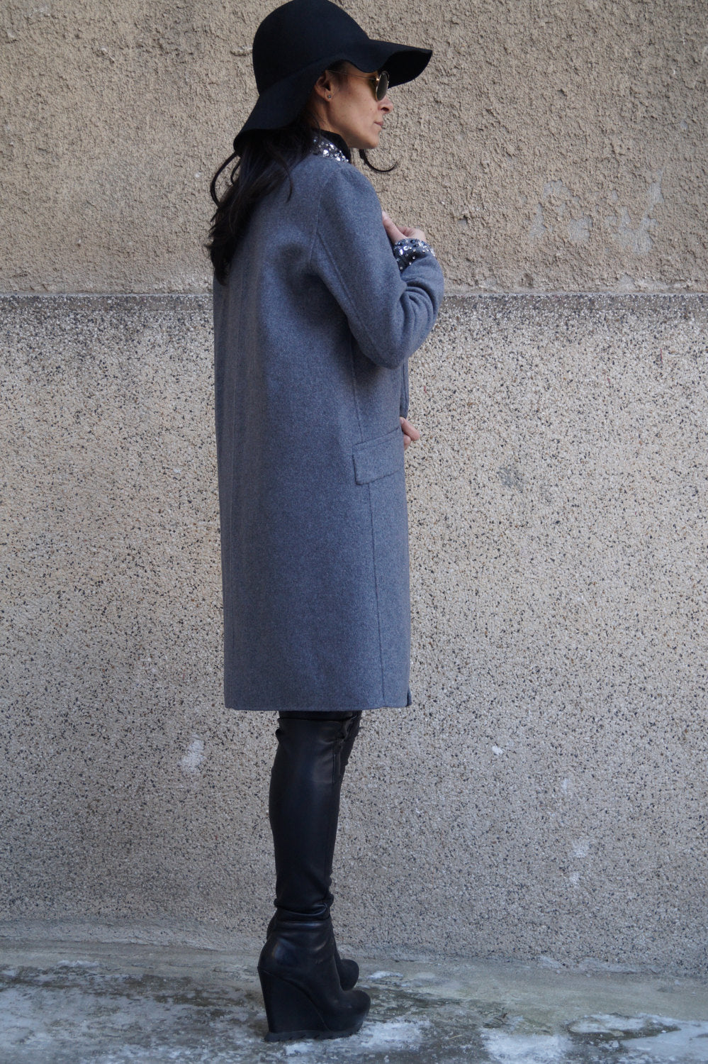 Grey lined cashmere wool coat F1670