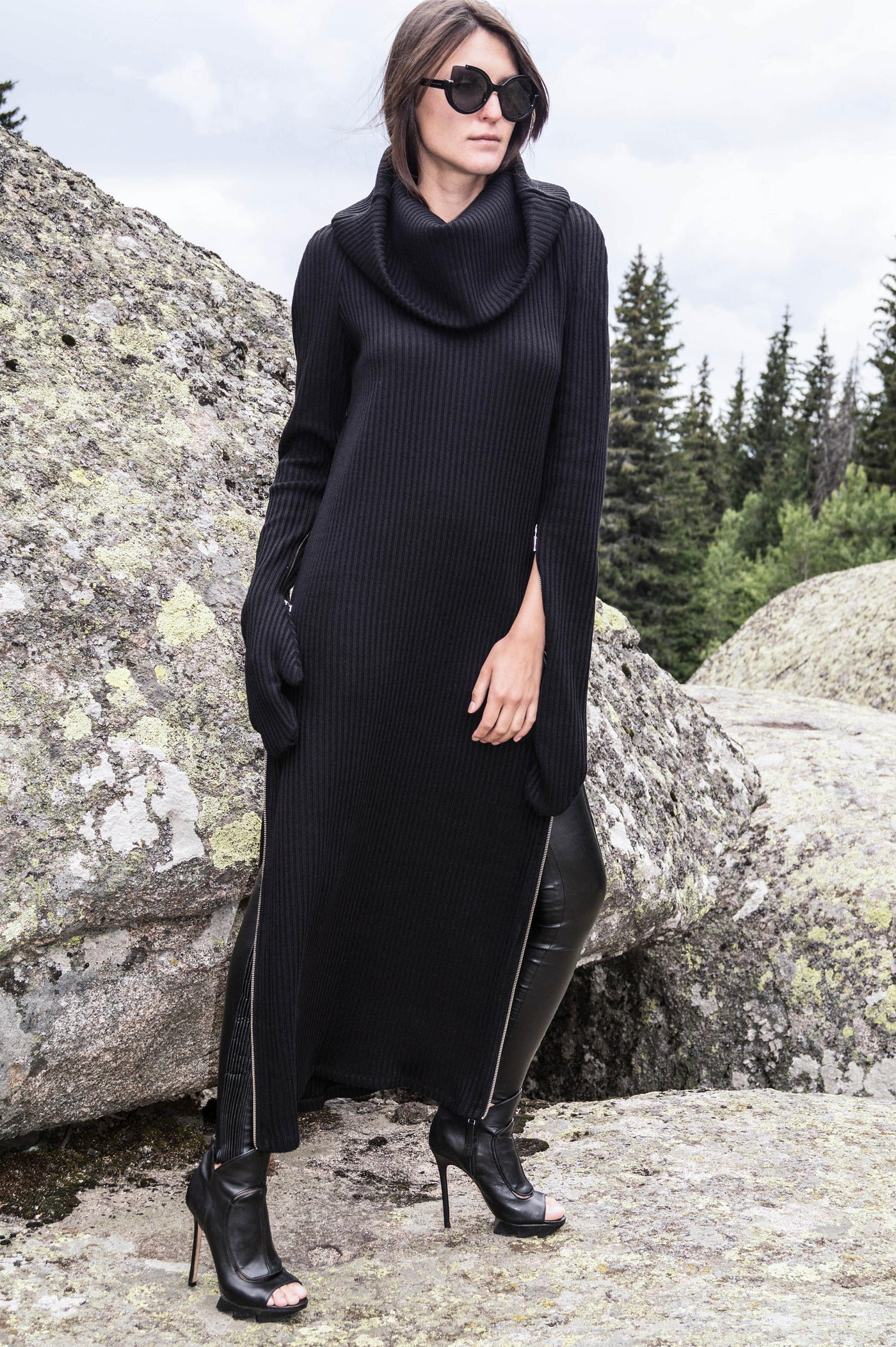 Black knit dress F1716